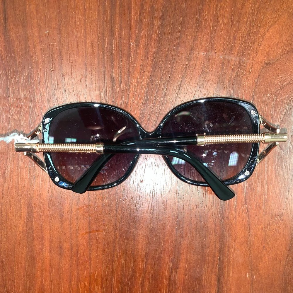 SUNGLASSES - Picture 2 of 2